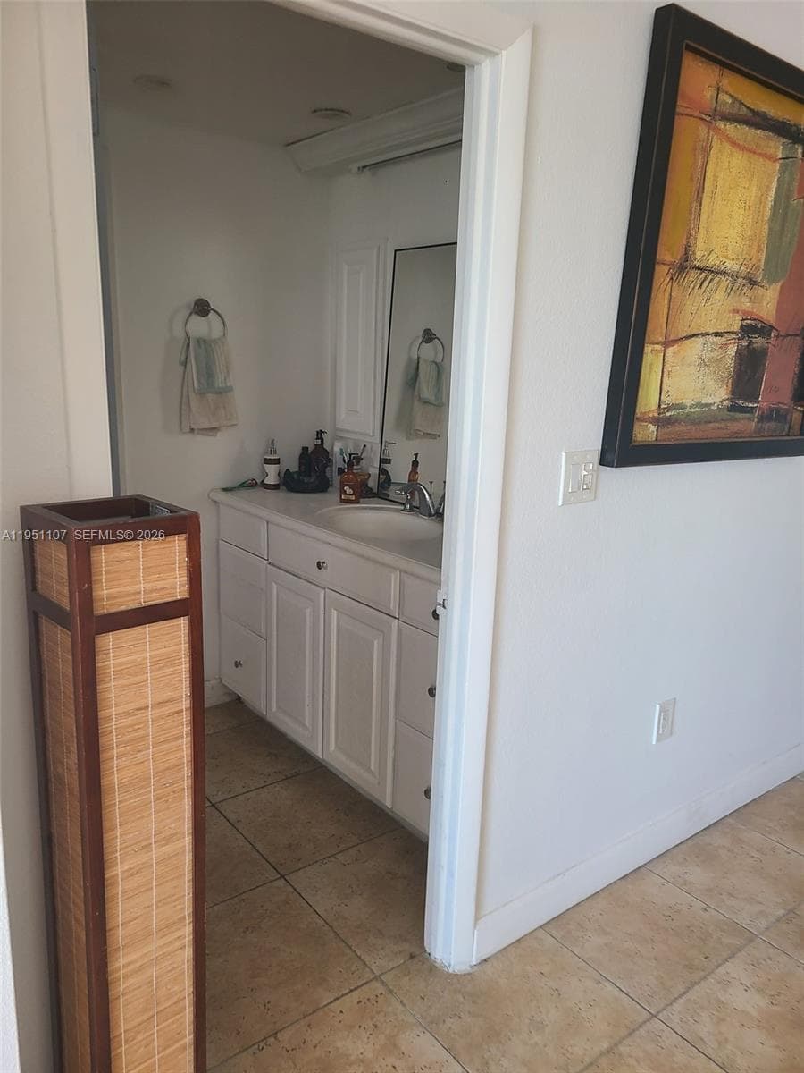 ARLEN HOUSE WEST CONDO · #318 in Sunny Isles Beach - Photo 8
