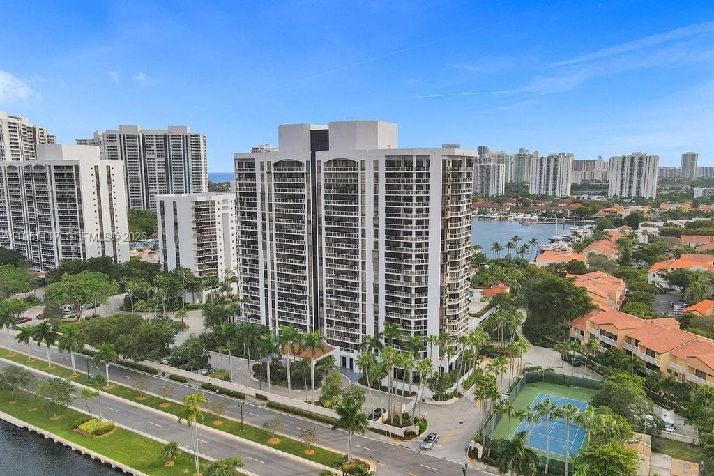 HARBOR TOWERS · #PH2 in Aventura - Photo 73