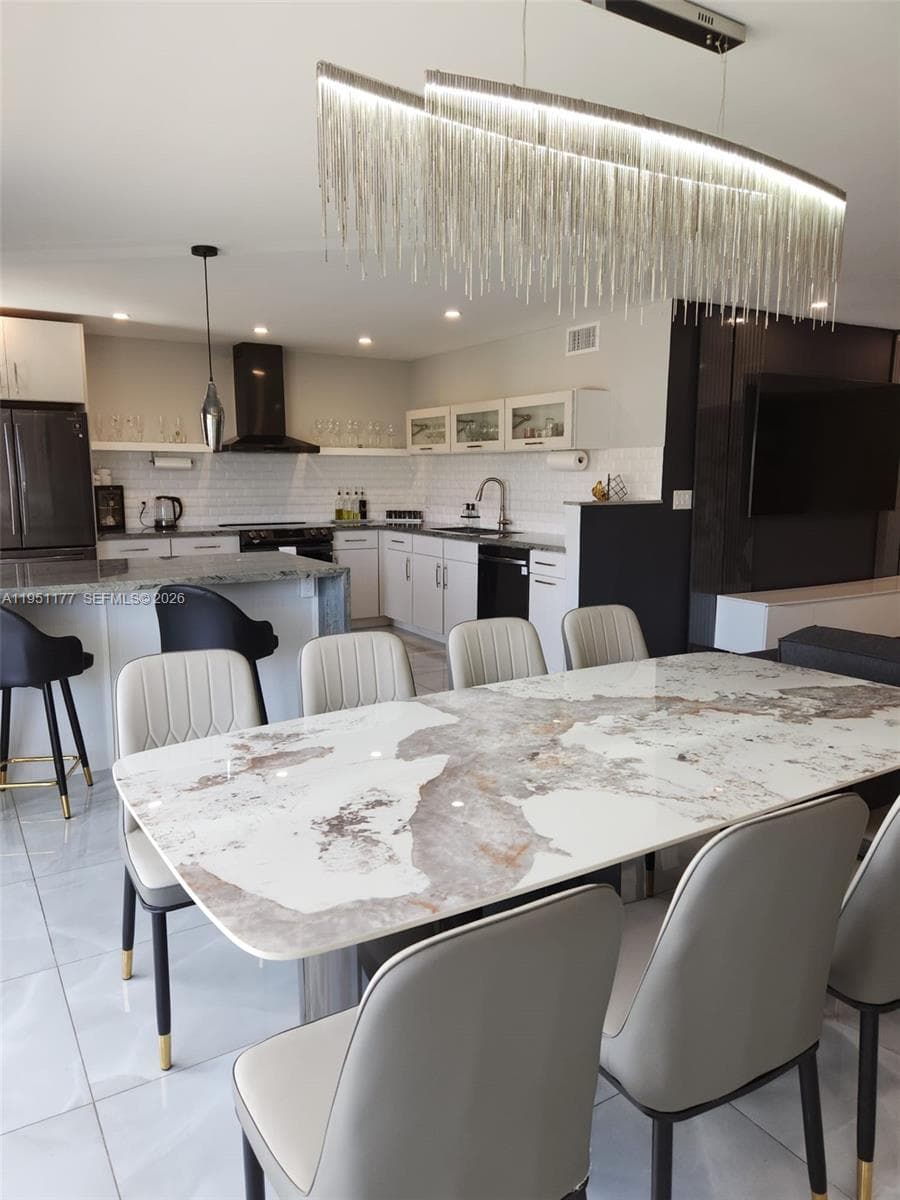 BERKSHIRE HOUSE CONDO · #405 in Bay Harbor Islands - Photo 6