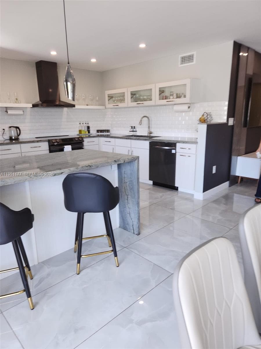 BERKSHIRE HOUSE CONDO · #405 in Bay Harbor Islands - Photo 9
