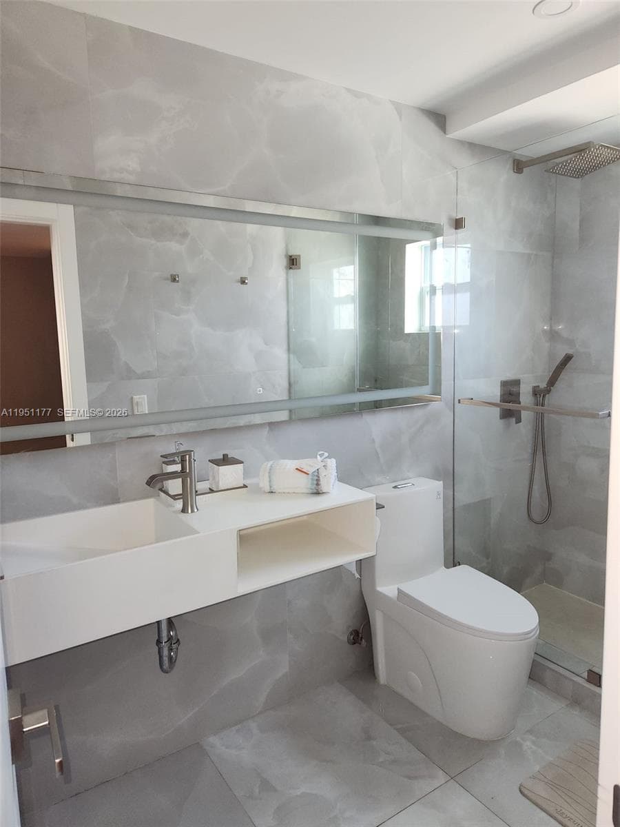 BERKSHIRE HOUSE CONDO · #405 in Bay Harbor Islands - Photo 18