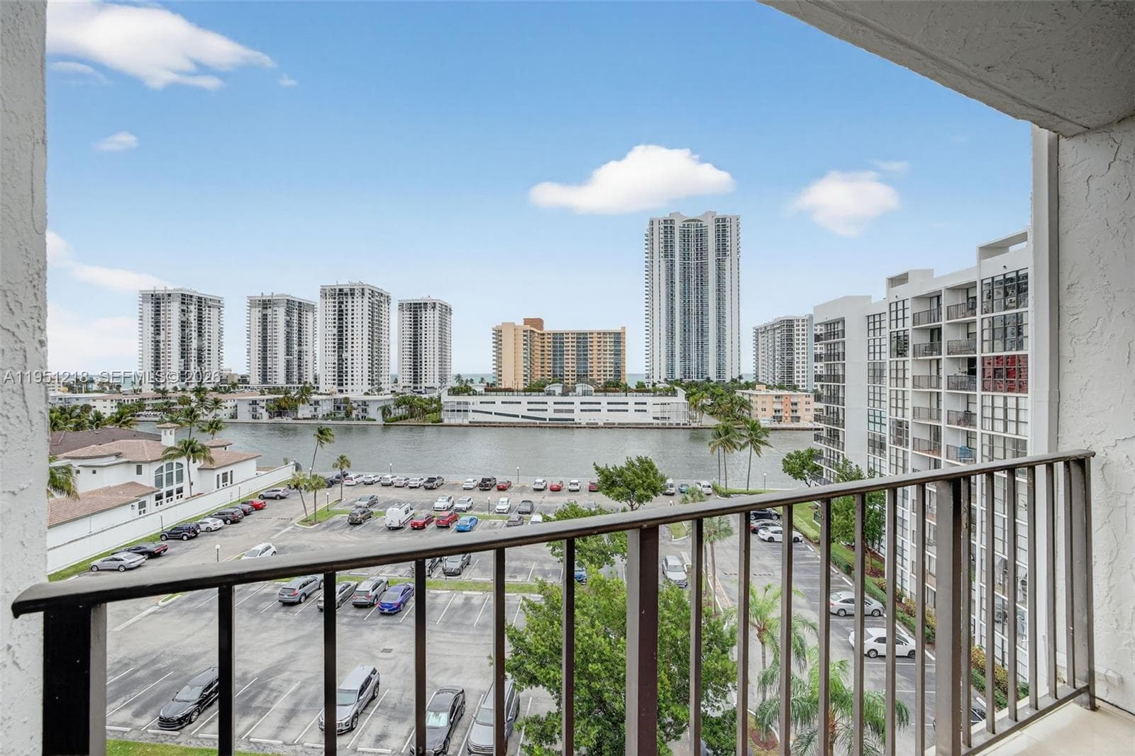 OCEANVIEW PARK · #806 in Hallandale Beach - Photo 32