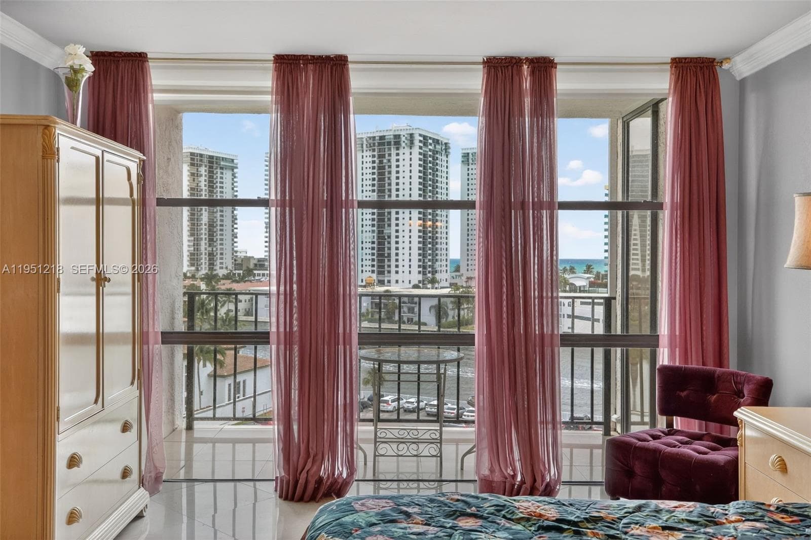 OCEANVIEW PARK · #806 in Hallandale Beach - Photo 4