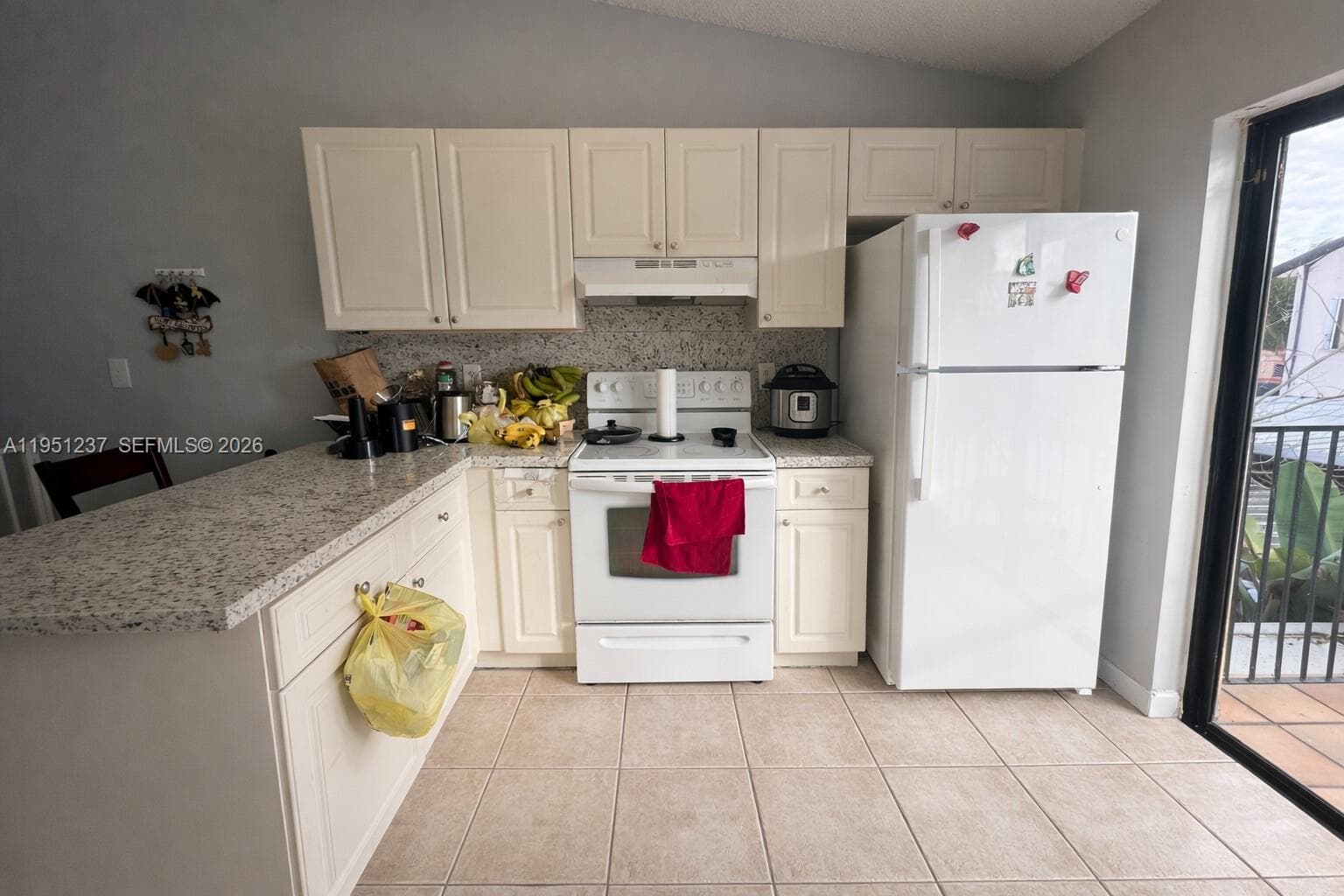 EL PRADO XII CONDO · #201-6 in Hialeah - Photo 4