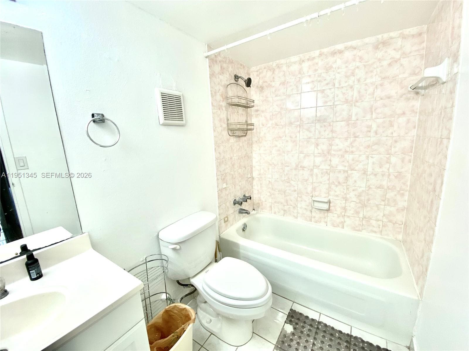 WOODSIDE APTS CONDO · #A536 in North Miami Beach - Photo 11