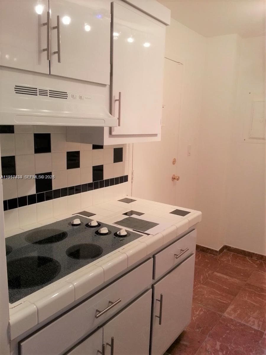 KENNEDY HOUSE CONDO · #5H in North Bay Village - Photo 17
