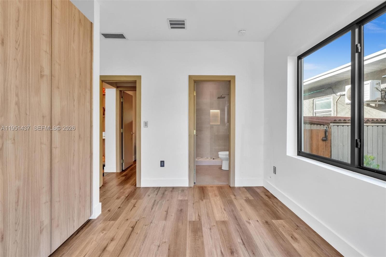 9448 Abbott Ave photo 46