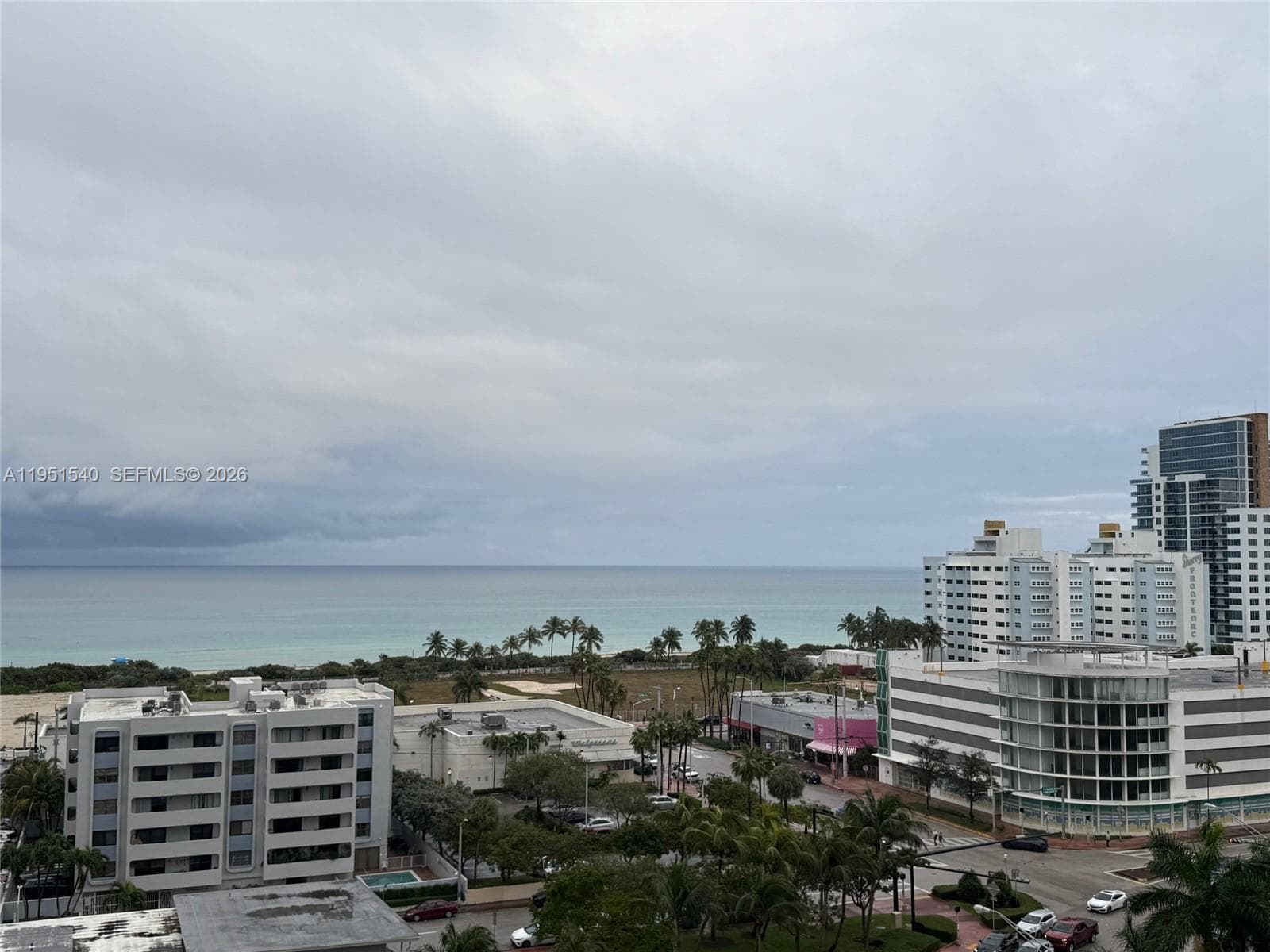 AQUASOL CONDO · #11D in Miami Beach - Photo 46