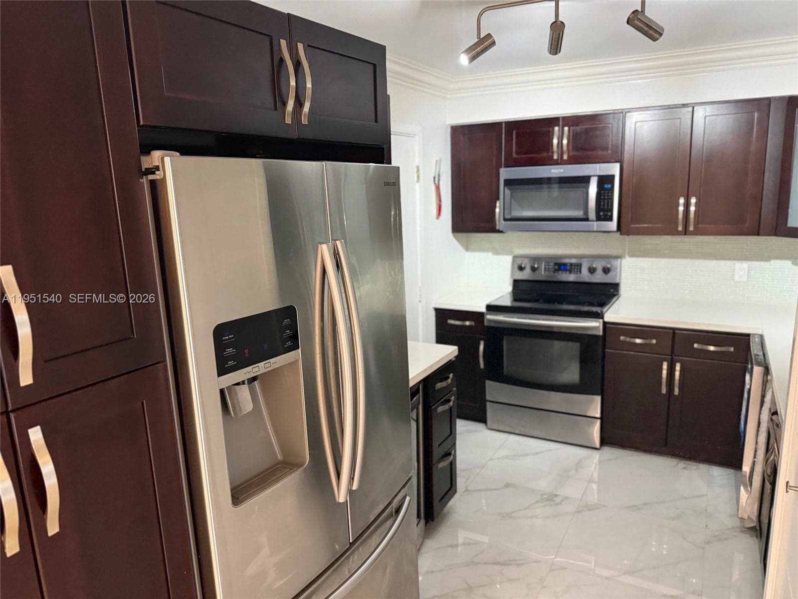 AQUASOL CONDO · #11D in Miami Beach - Photo 16