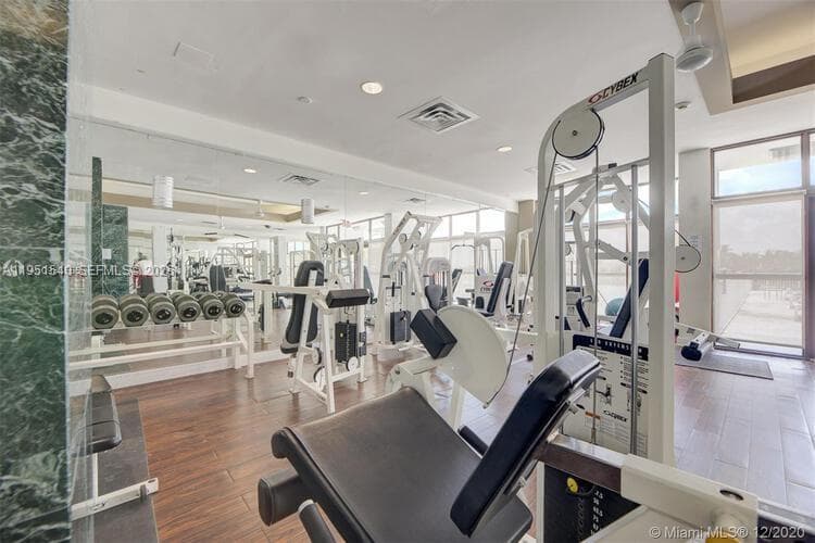 AQUASOL CONDO · #11D in Miami Beach - Photo 57
