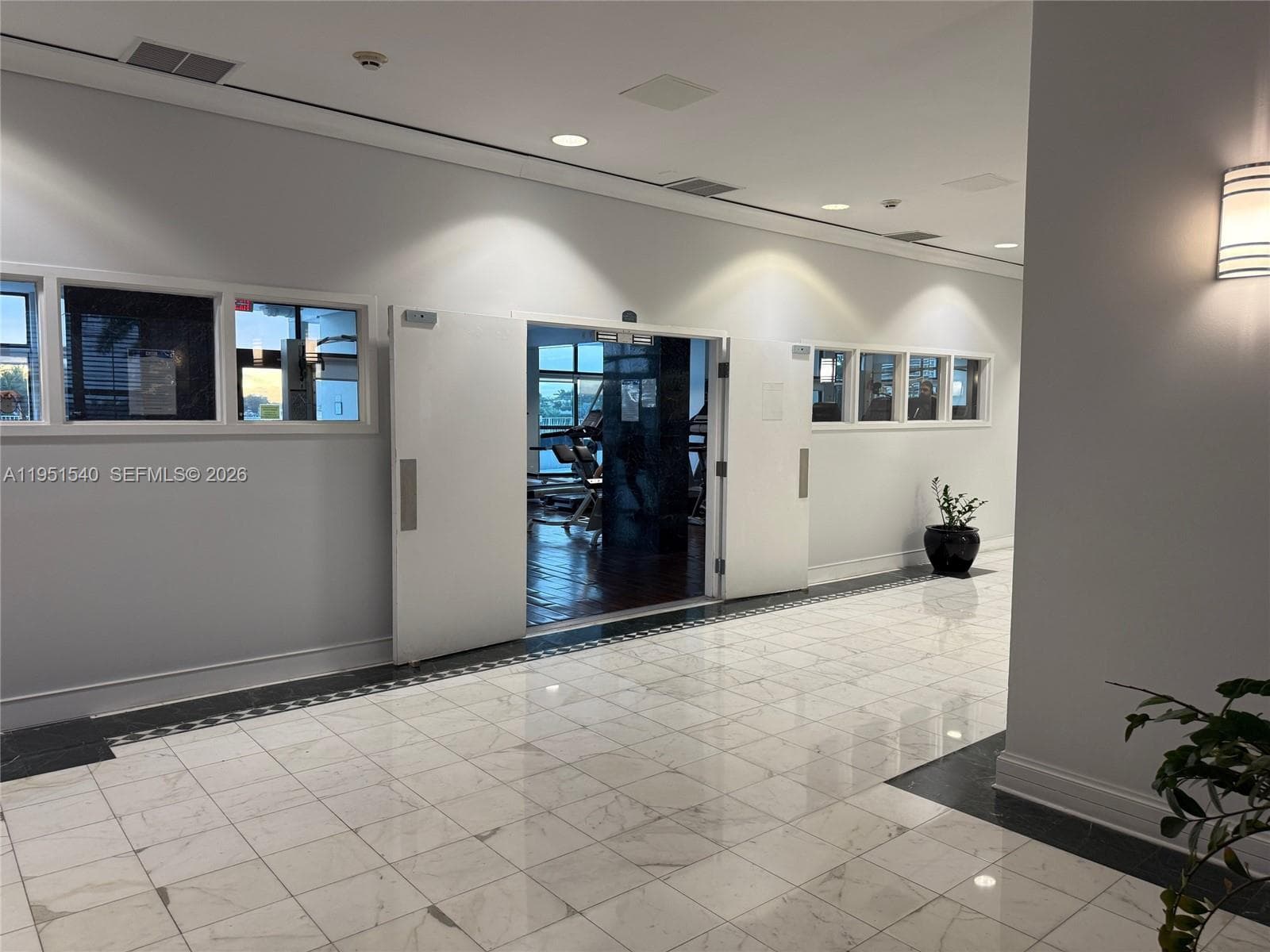 AQUASOL CONDO · #11D in Miami Beach - Photo 54