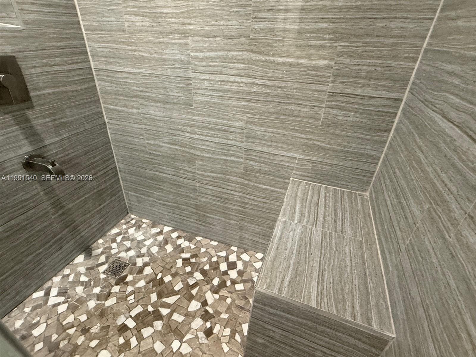 AQUASOL CONDO · #11D in Miami Beach - Photo 37