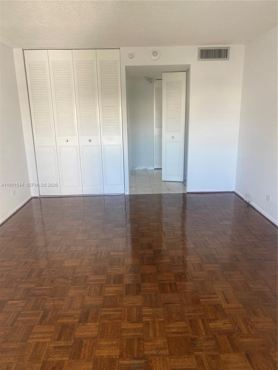 WINSTON TOWER 300 CONDO · #1206 in Sunny Isles Beach - Photo 12