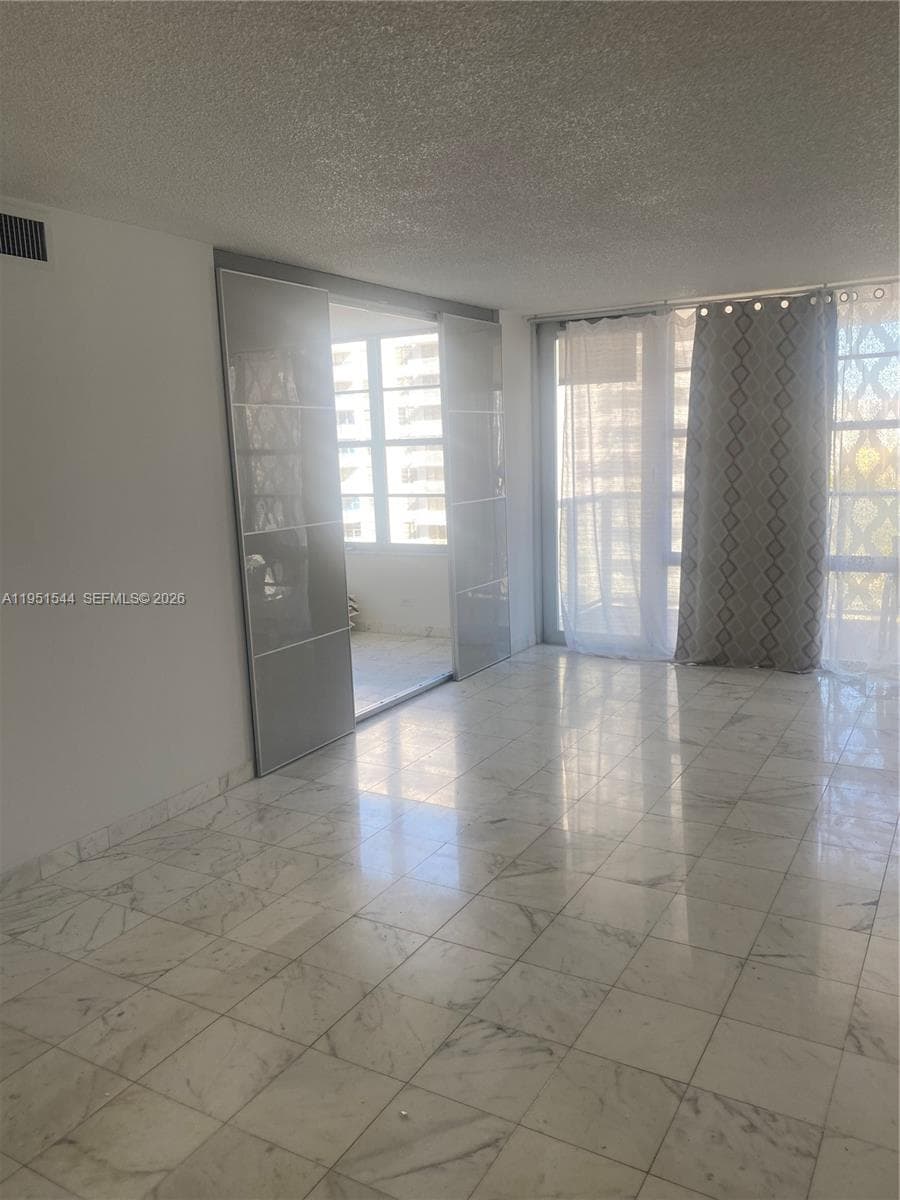 WINSTON TOWER 300 CONDO · #1206 in Sunny Isles Beach - Photo 8