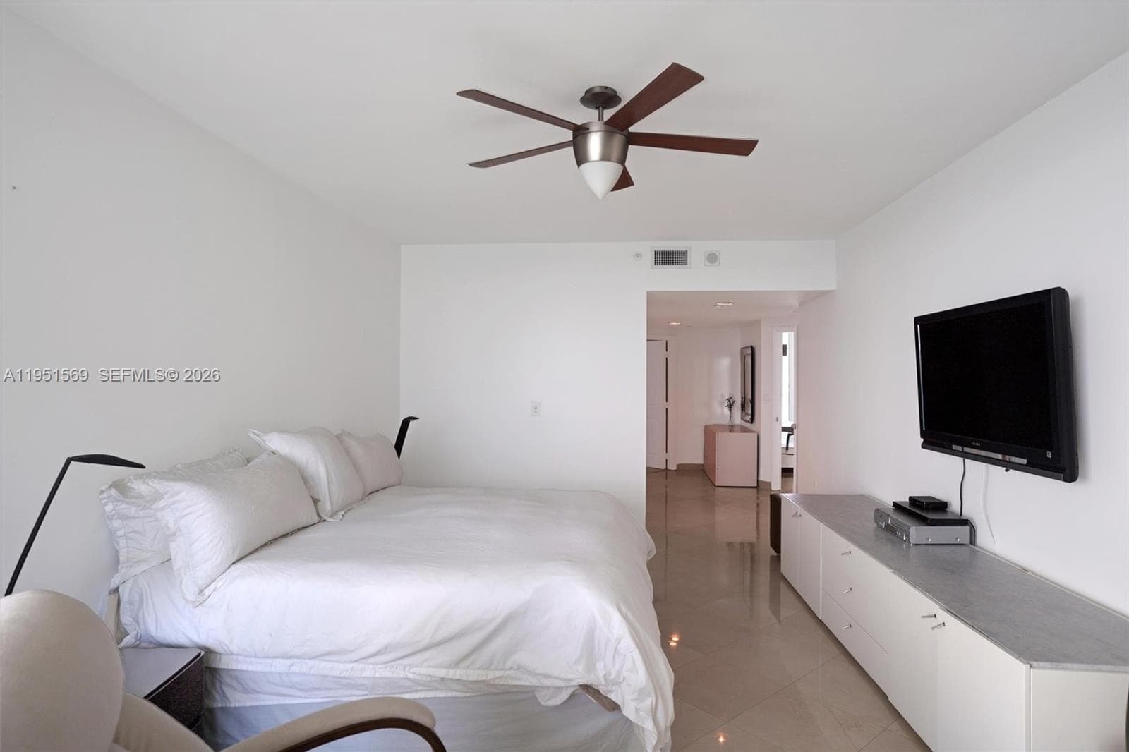 CAPOBELLA CONDO · #2107 in Miami Beach - Photo 11