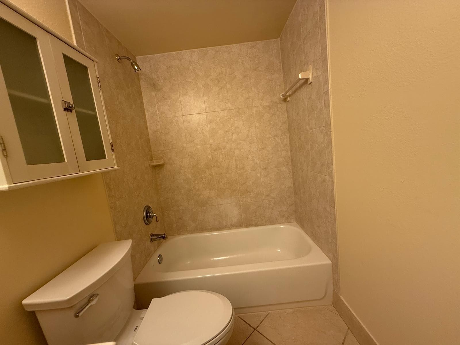 Main bathroom tub view