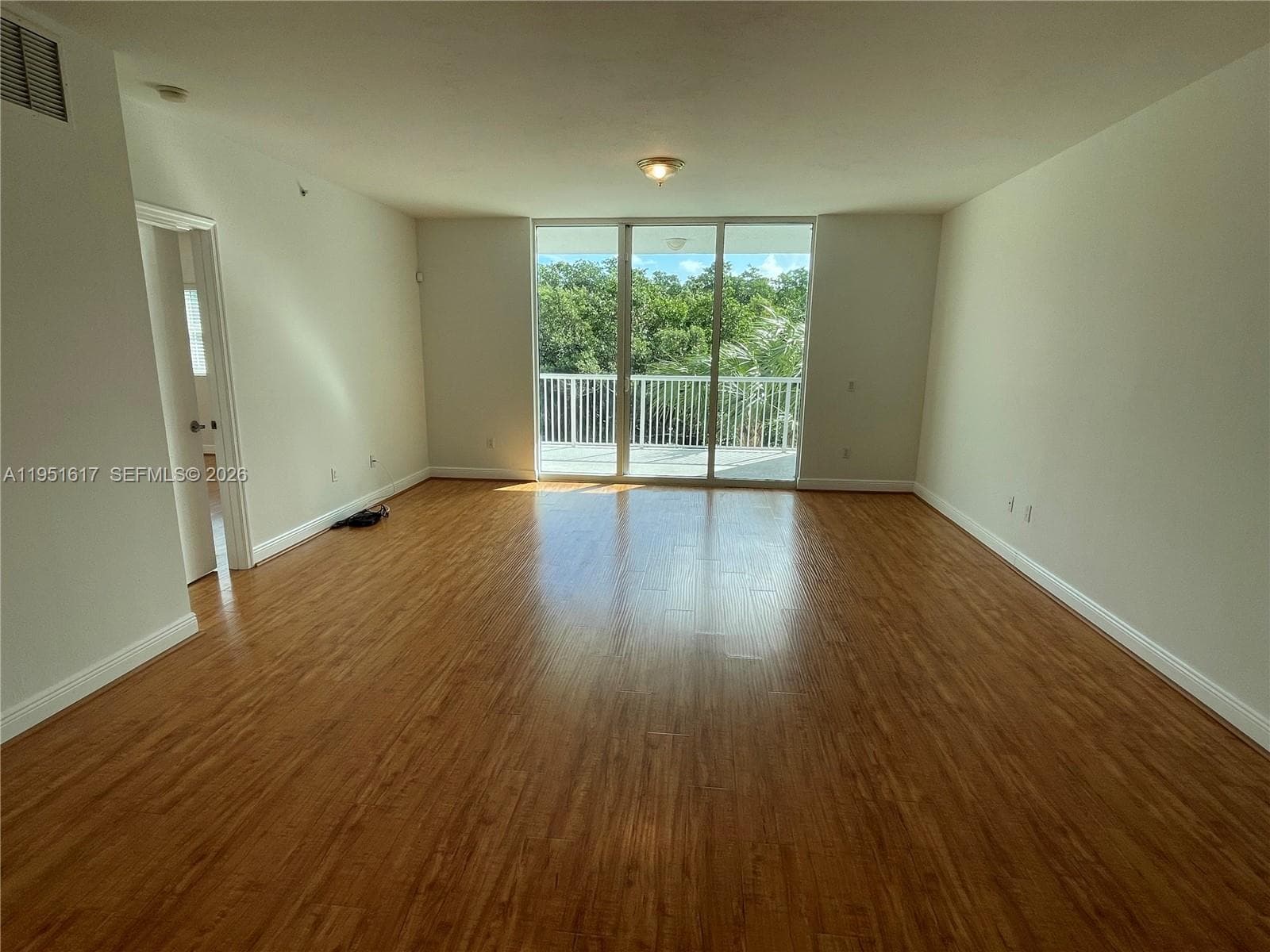 THE OAKS I CONDO · #201 in North Miami - Photo 6