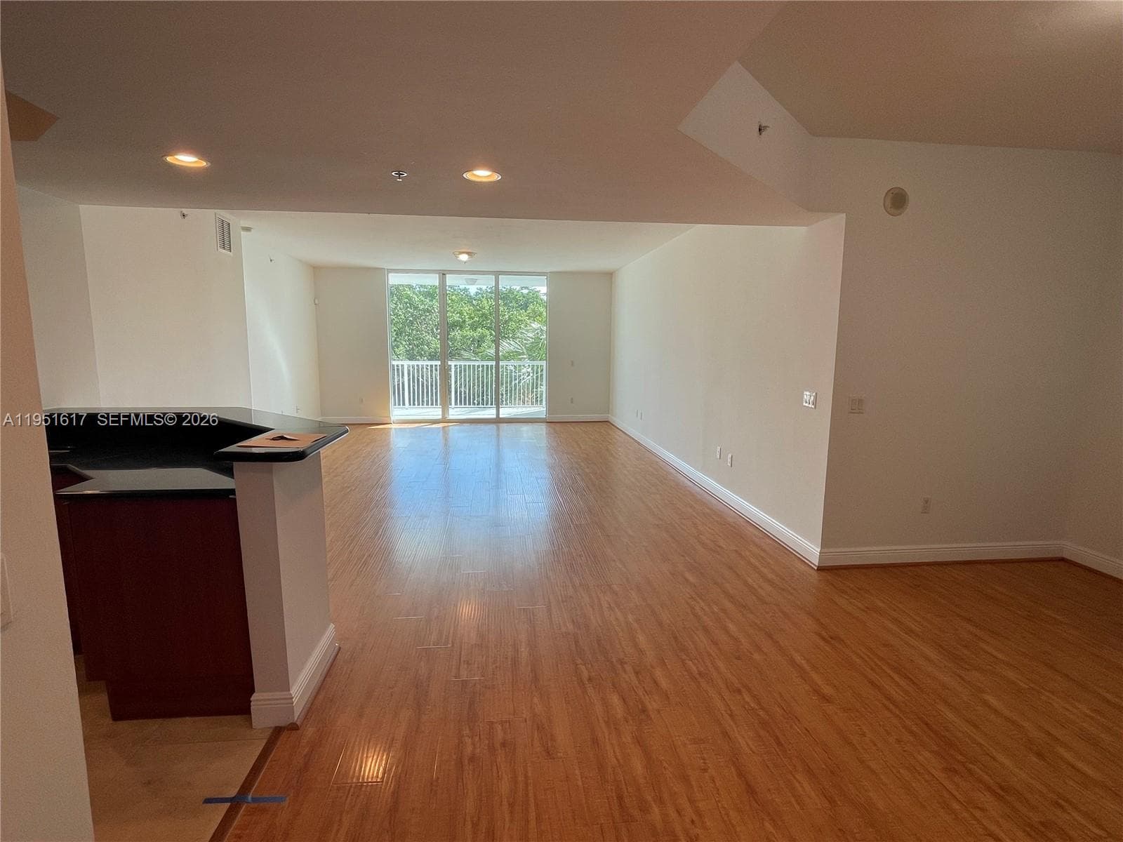 THE OAKS I CONDO · #201 in North Miami - Photo 5