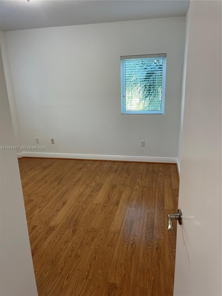 THE OAKS I CONDO · #201 in North Miami - Photo 18