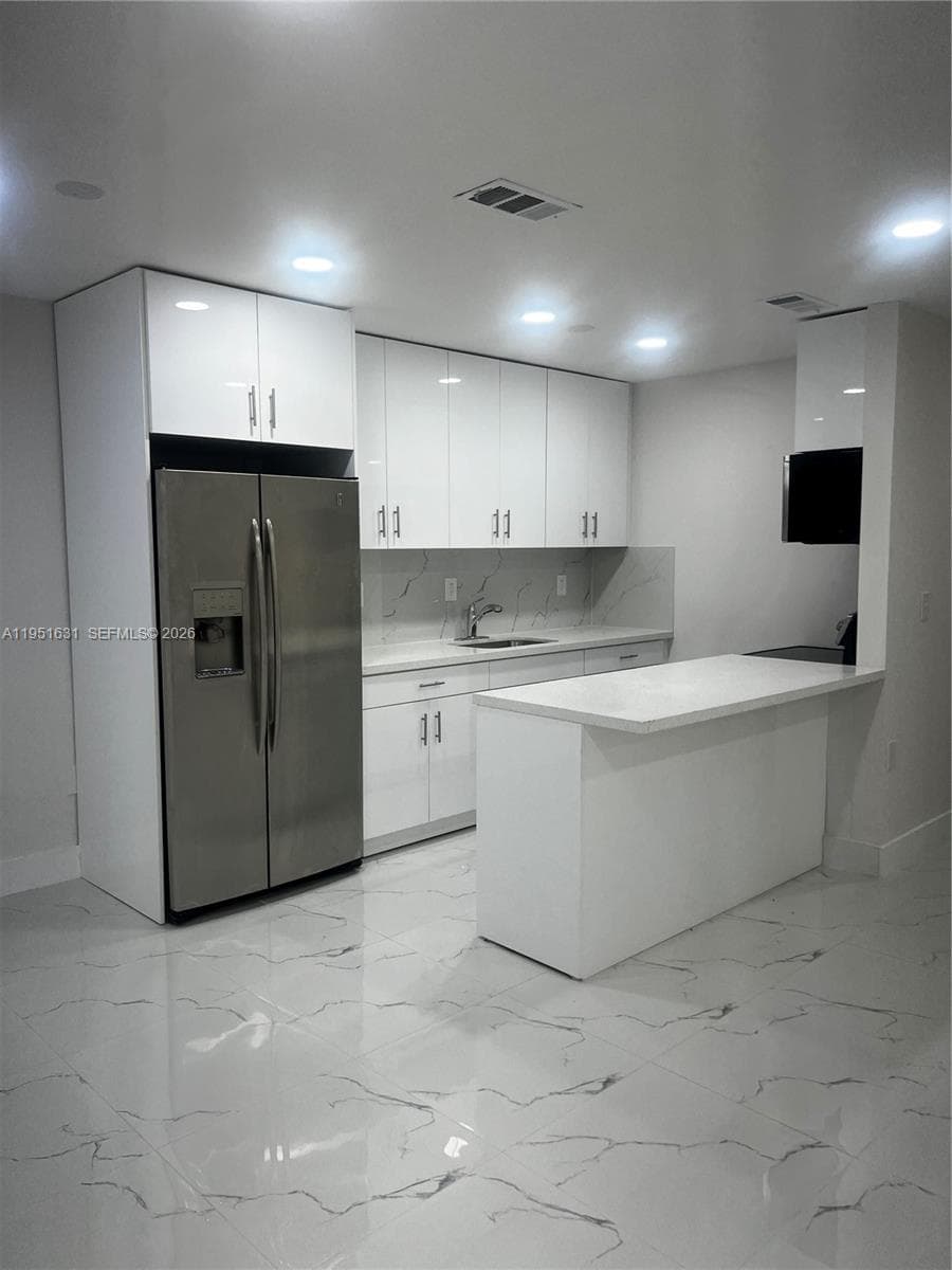 KINGSTON SQUARE CONDO · #L8 in Miami - Photo 27