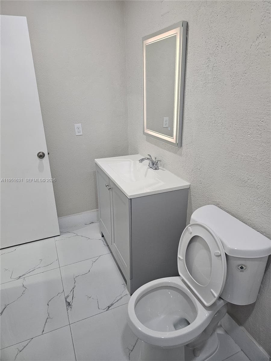 KINGSTON SQUARE CONDO · #L8 in Miami - Photo 52