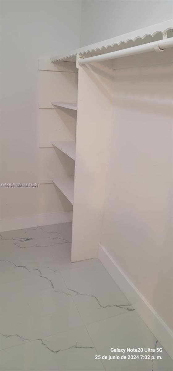 KINGSTON SQUARE CONDO · #L8 in Miami - Photo 17