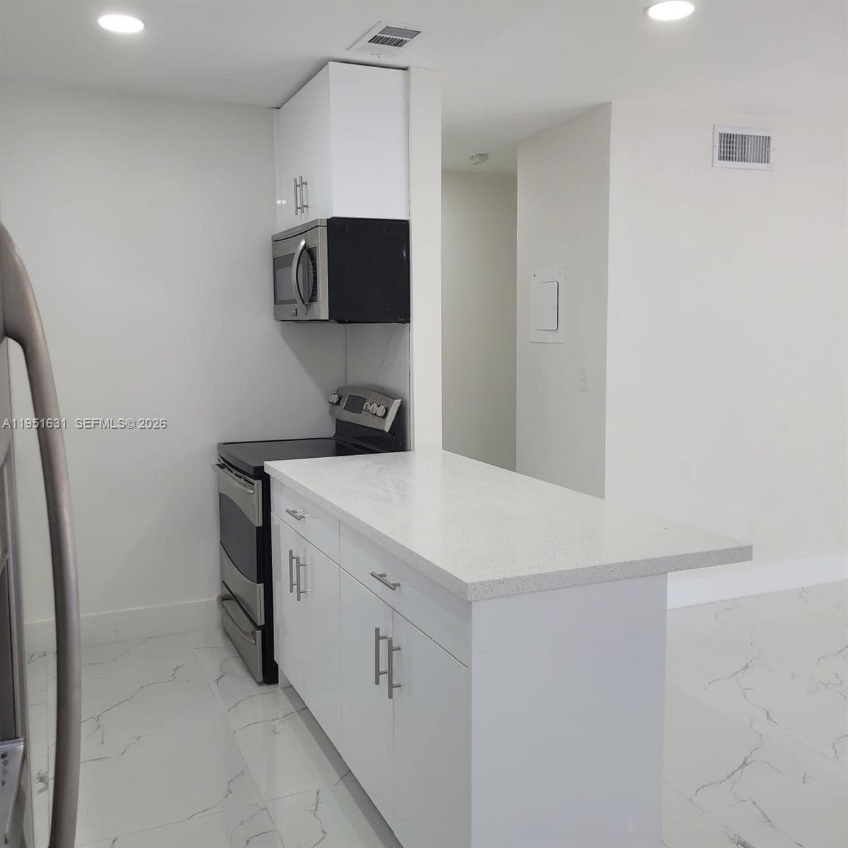 KINGSTON SQUARE CONDO · #L8 in Miami - Photo 20