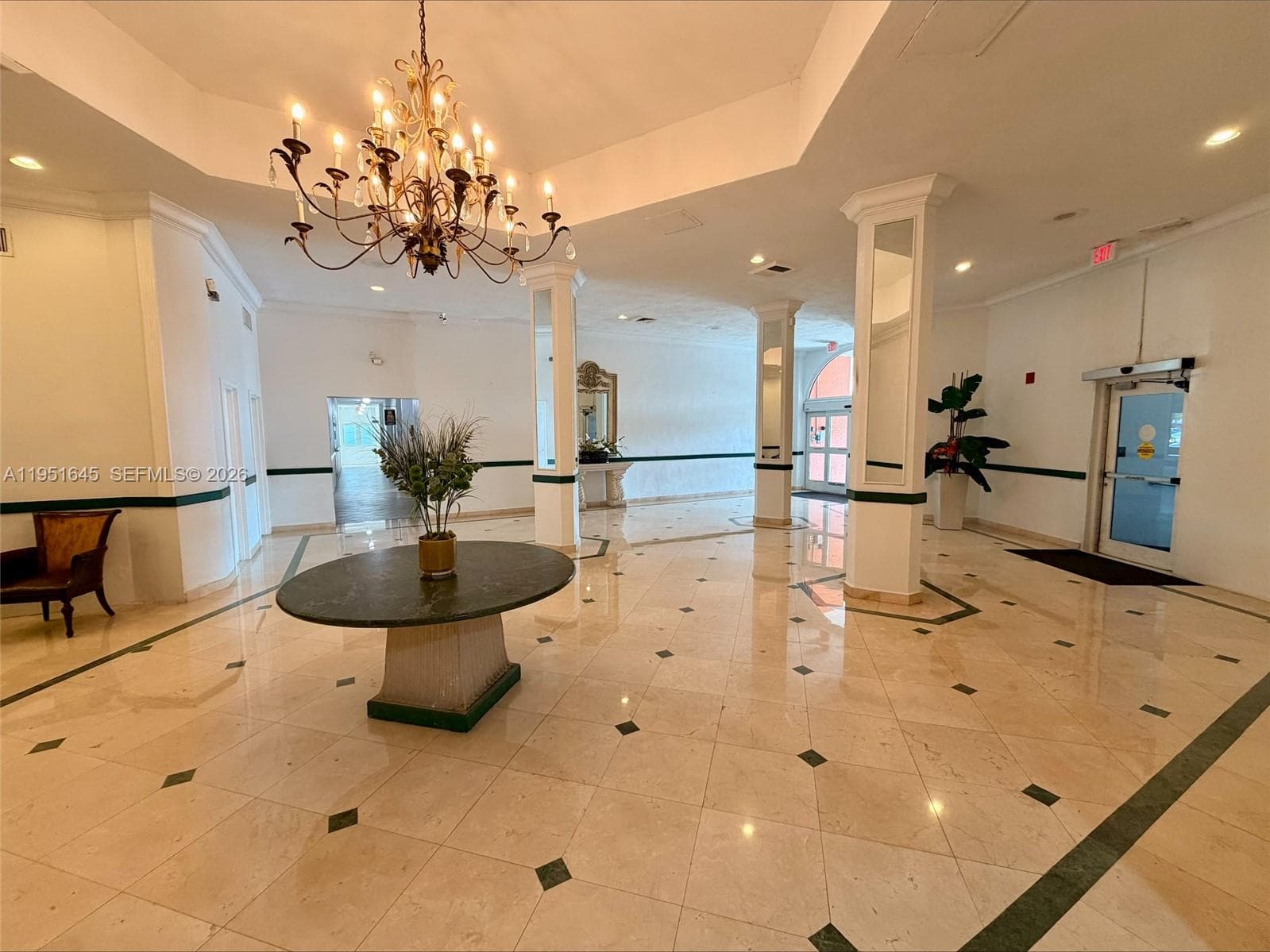 BUCKLEY TOWERS · #1406W in Miami - Photo 6