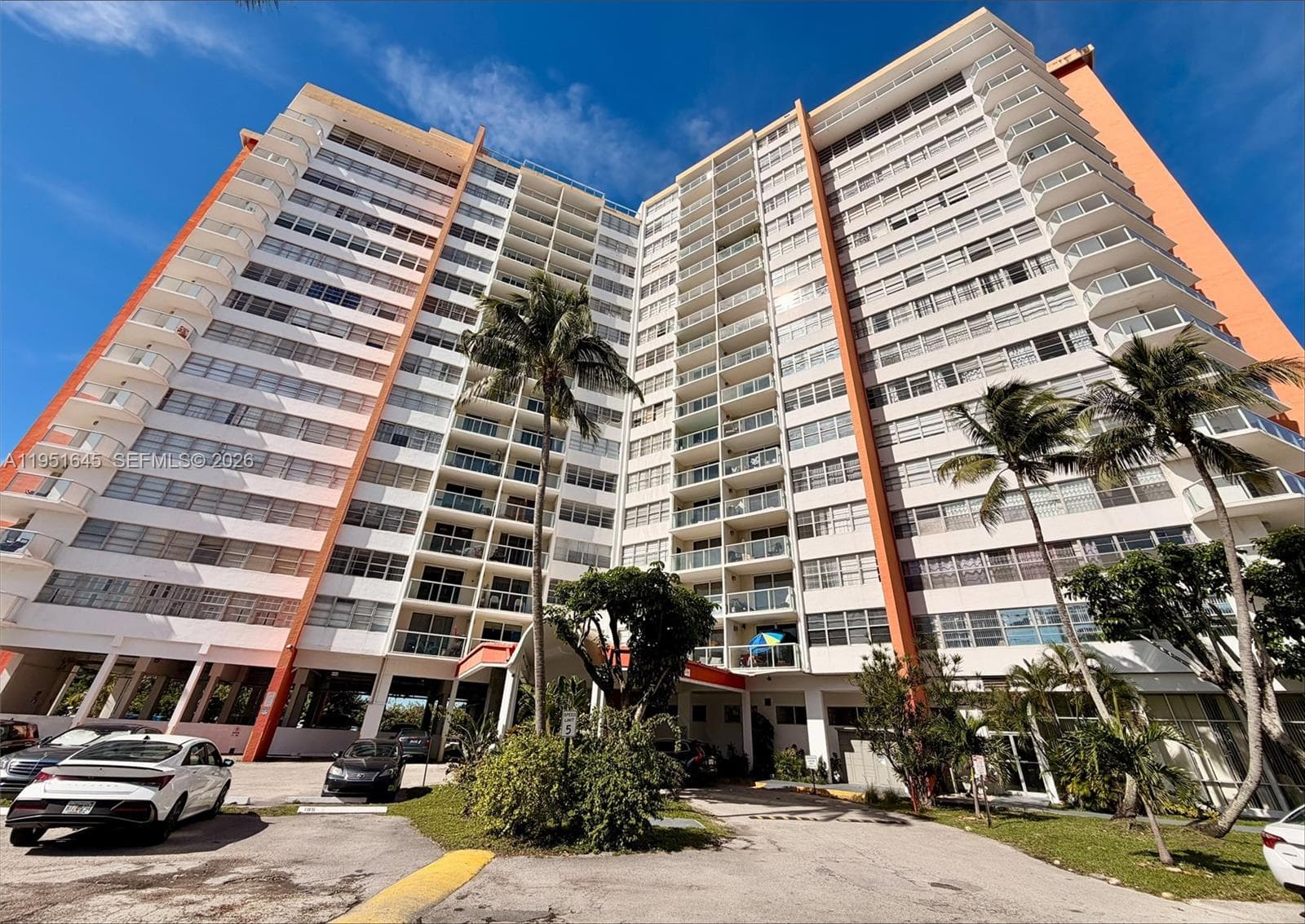 BUCKLEY TOWERS · #1406W in Miami - Photo 4