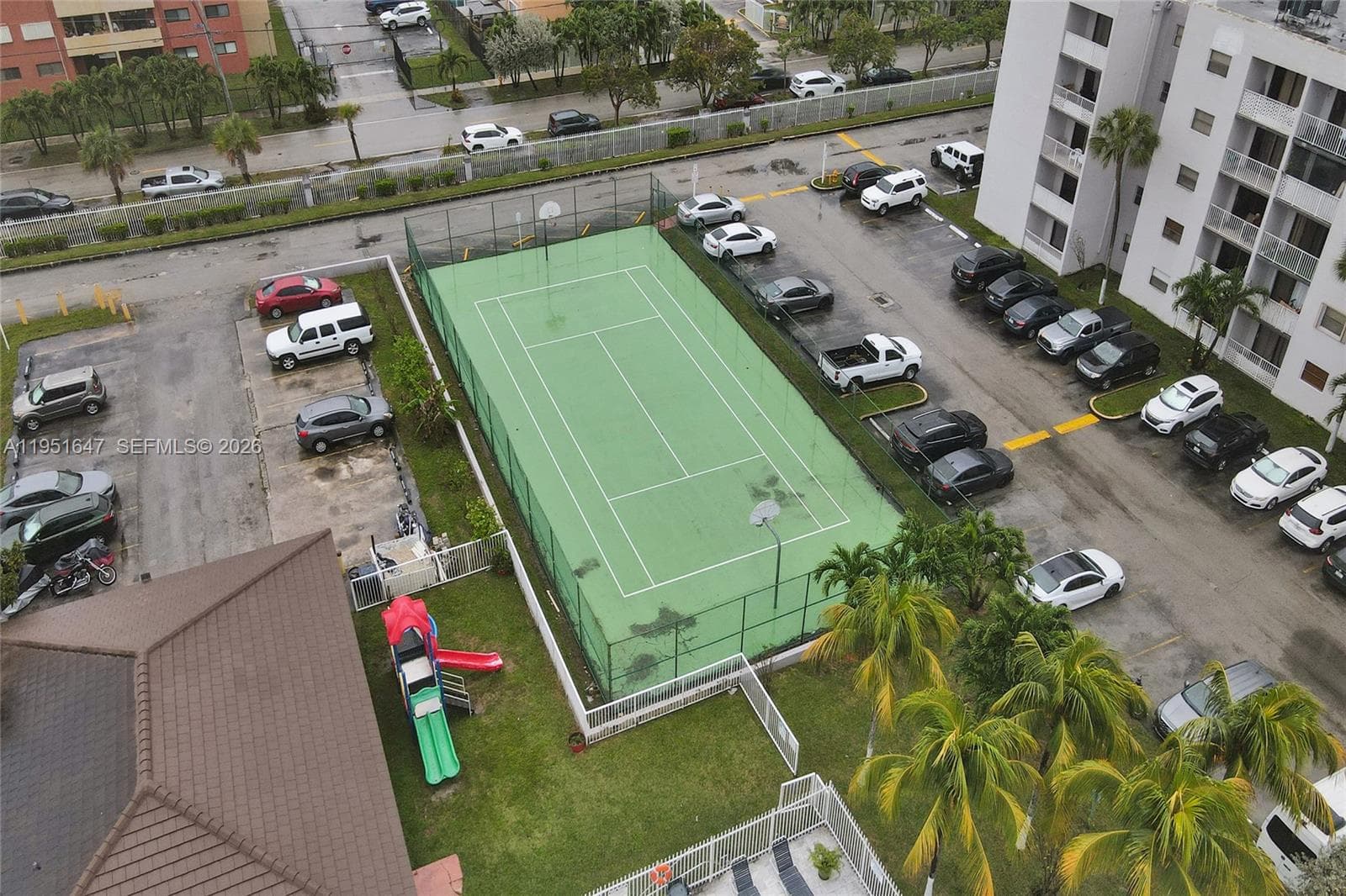 FONTAINEBLEAU GARDENS · #315 in Miami - Photo 7