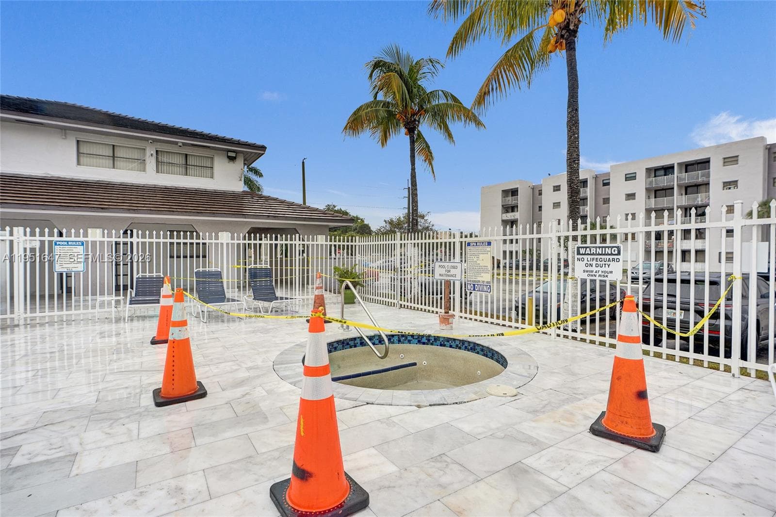FONTAINEBLEAU GARDENS · #315 in Miami - Photo 36