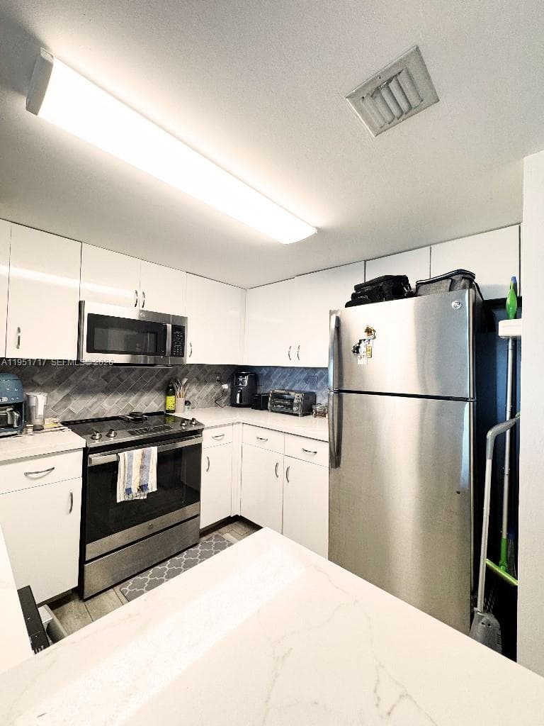 THE ASTON CONDO · #703 in Miami - Photo 7
