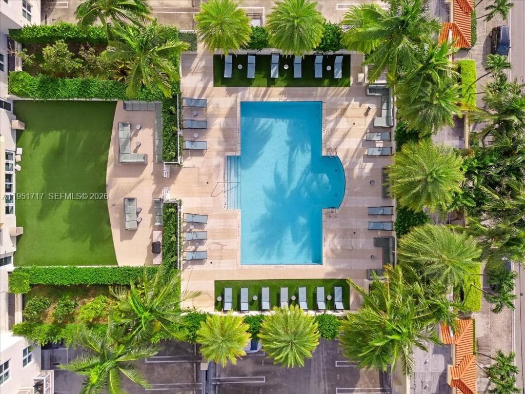 THE ASTON CONDO · #703 in Miami - Photo 14