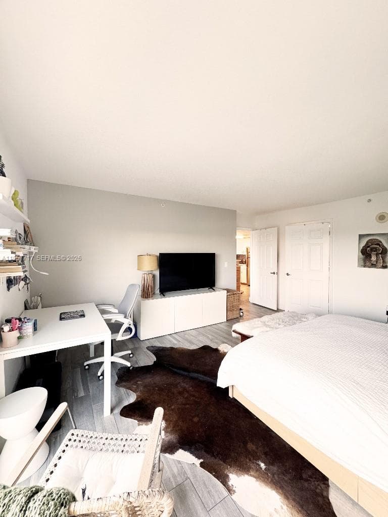 THE ASTON CONDO · #703 in Miami - Photo 11