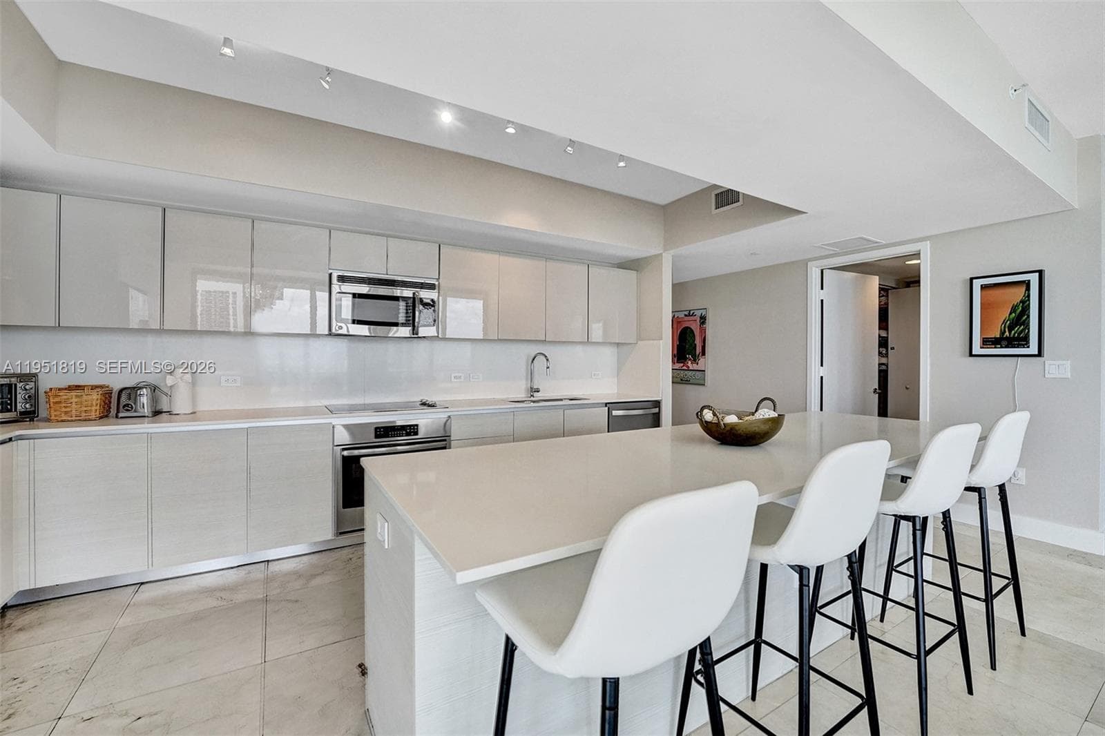 BEACHWALK CONDOMINIUM · #T3201 in Hallandale Beach - Photo 18