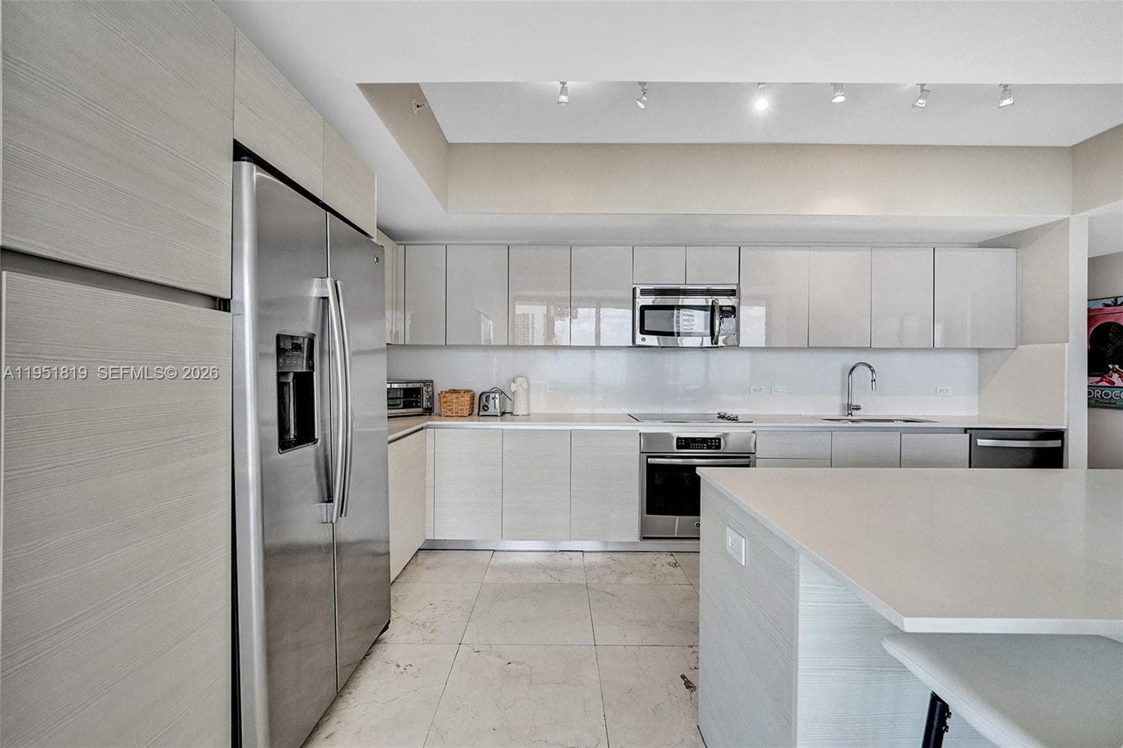 BEACHWALK CONDOMINIUM · #T3201 in Hallandale Beach - Photo 19