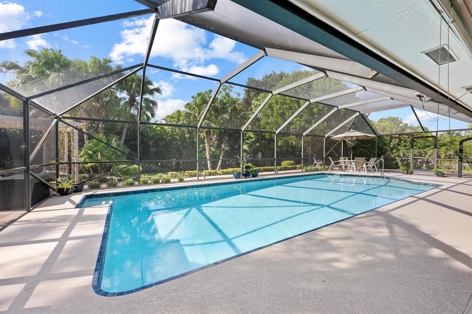 OUTDOOR PATIO