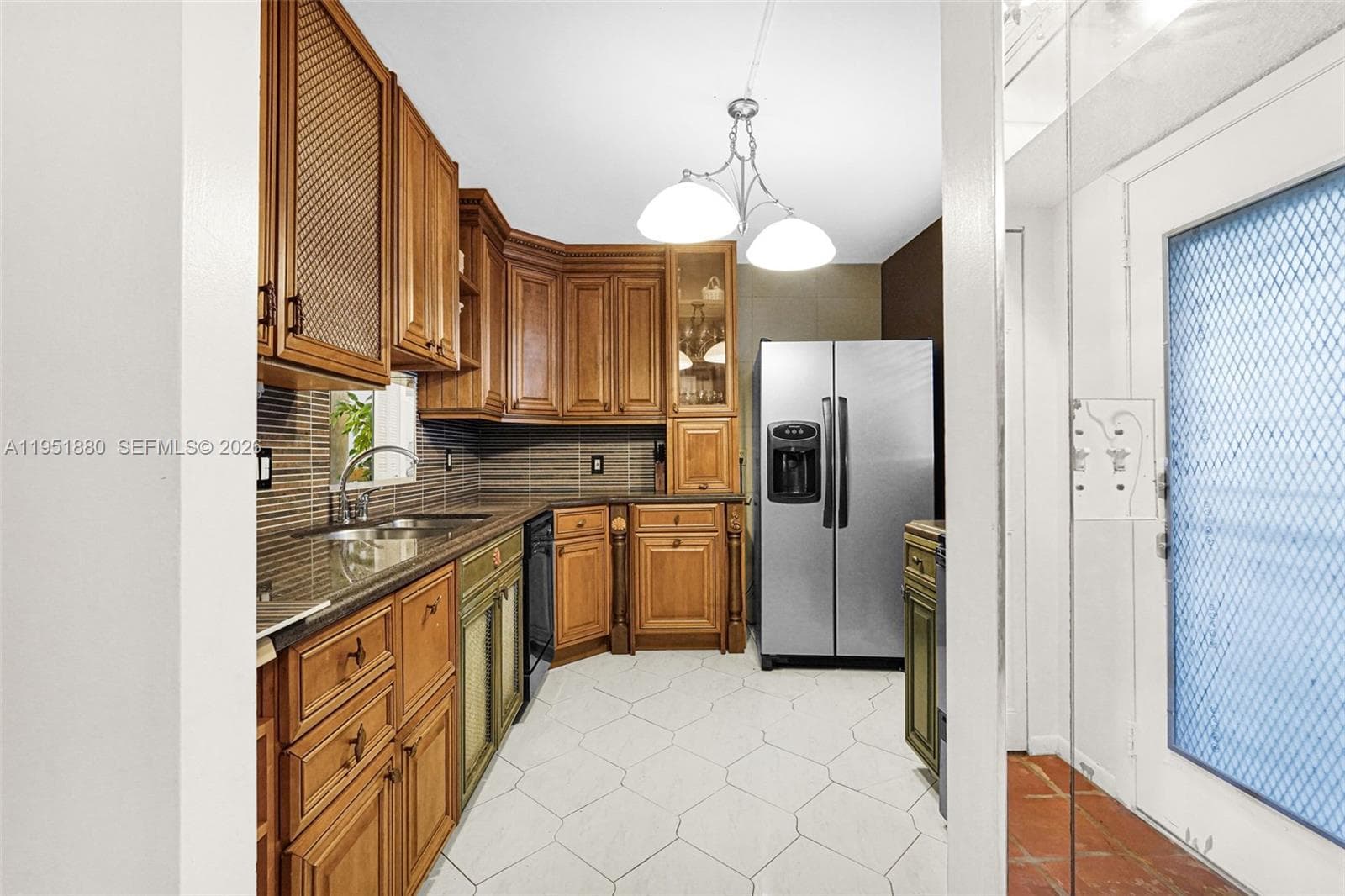 MEADOWBROOK LAKE · #103 in Dania Beach - Photo 26