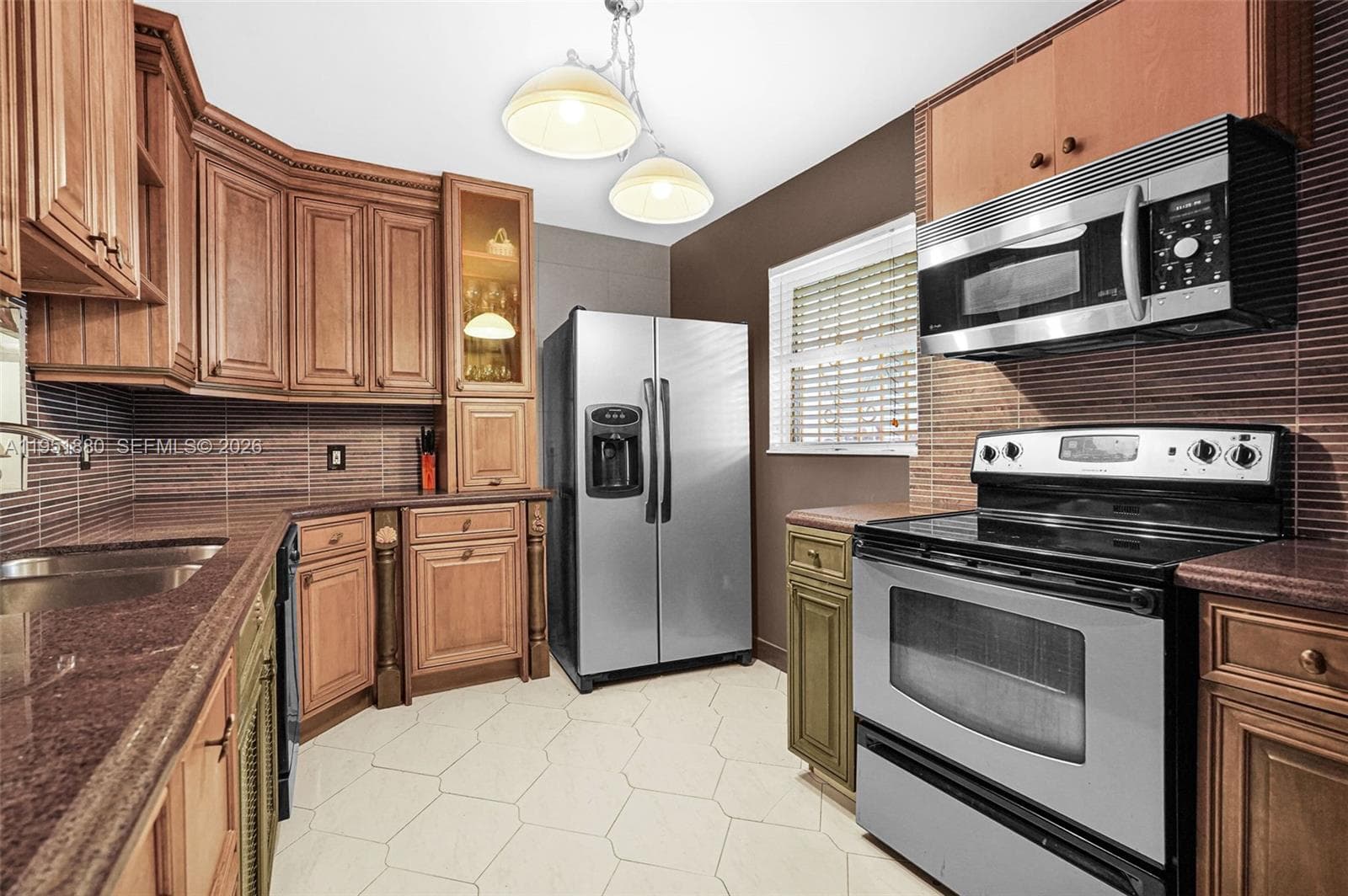 MEADOWBROOK LAKE · #103 in Dania Beach - Photo 18
