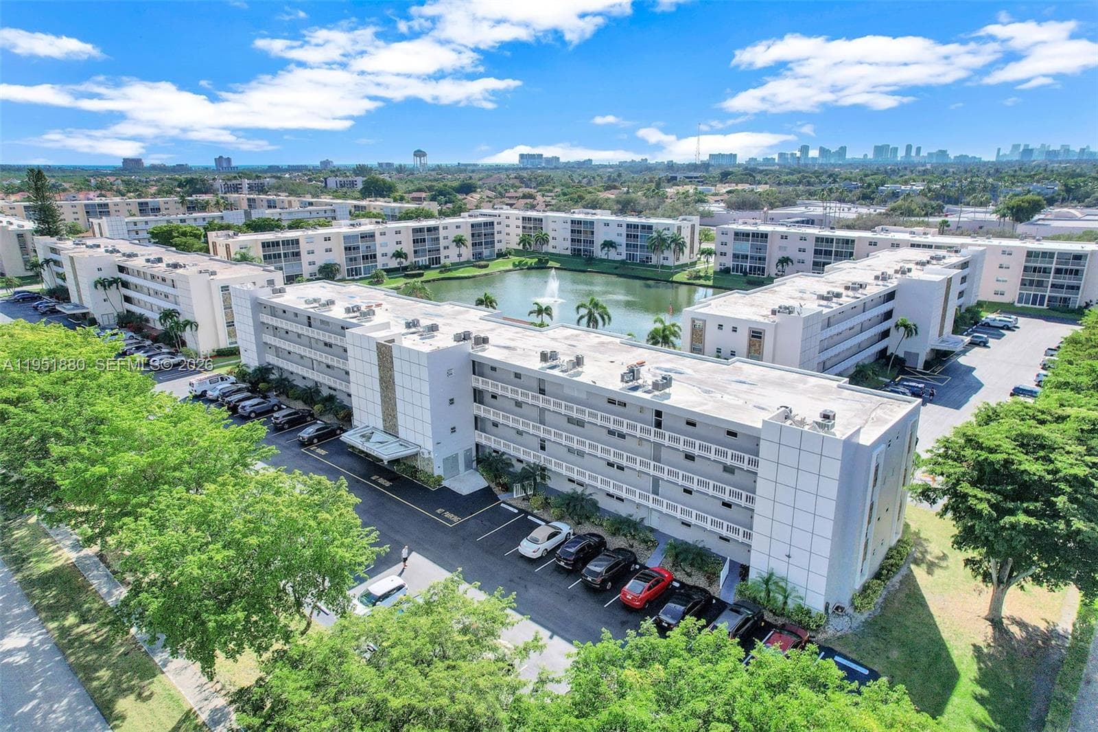 MEADOWBROOK LAKE · #103 in Dania Beach - Photo 70