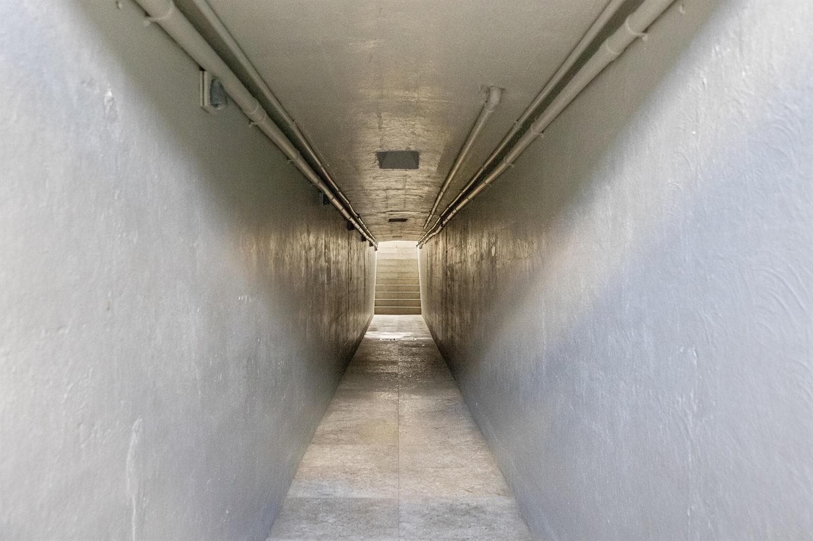 Tunnel 1