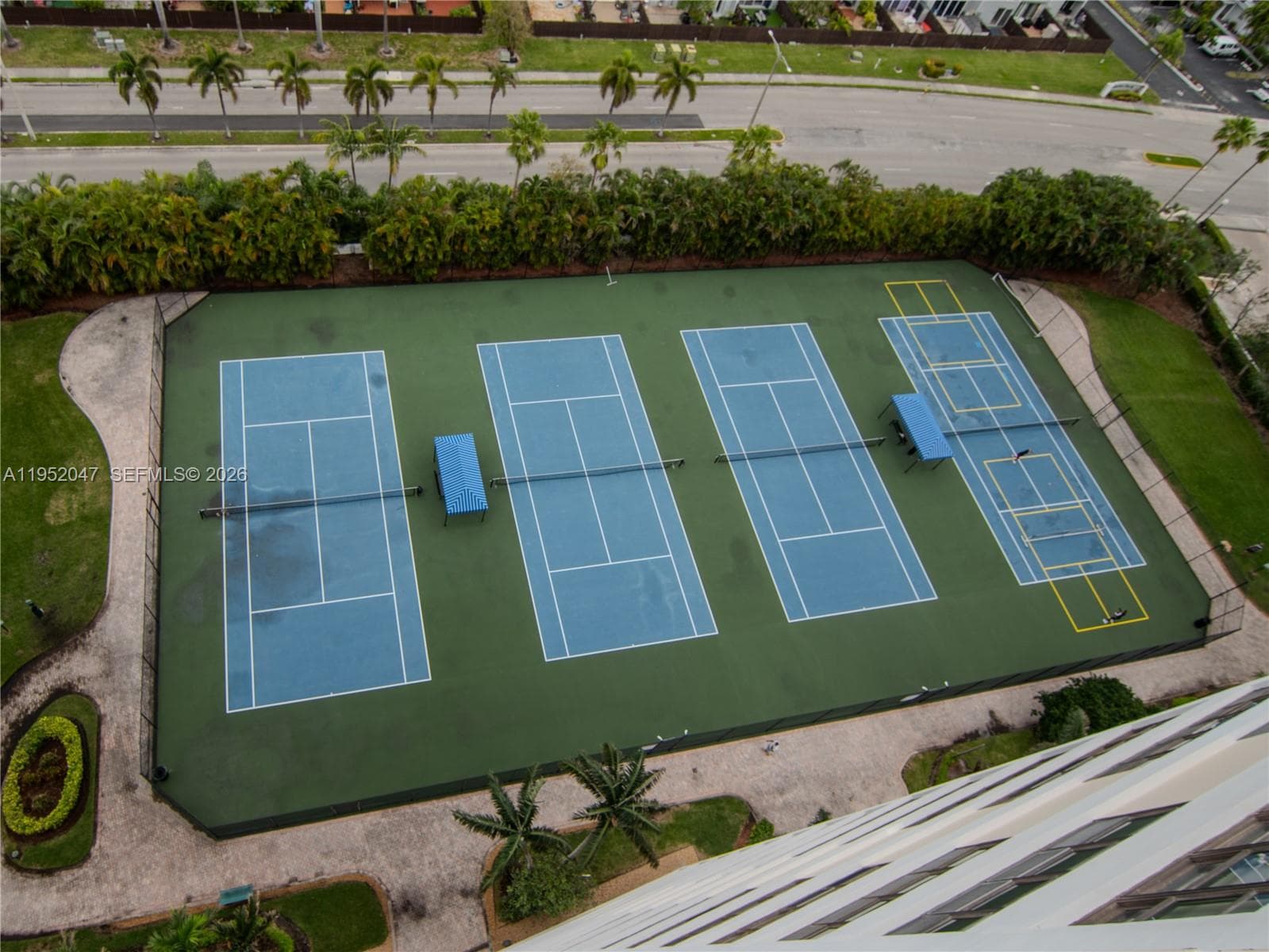 OLYMPUS CONDO · #2312 in Hallandale Beach - Photo 24
