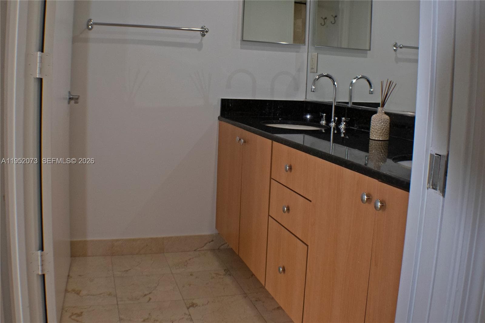 THE COLLINS CONDO · #1224 in Miami Beach - Photo 28