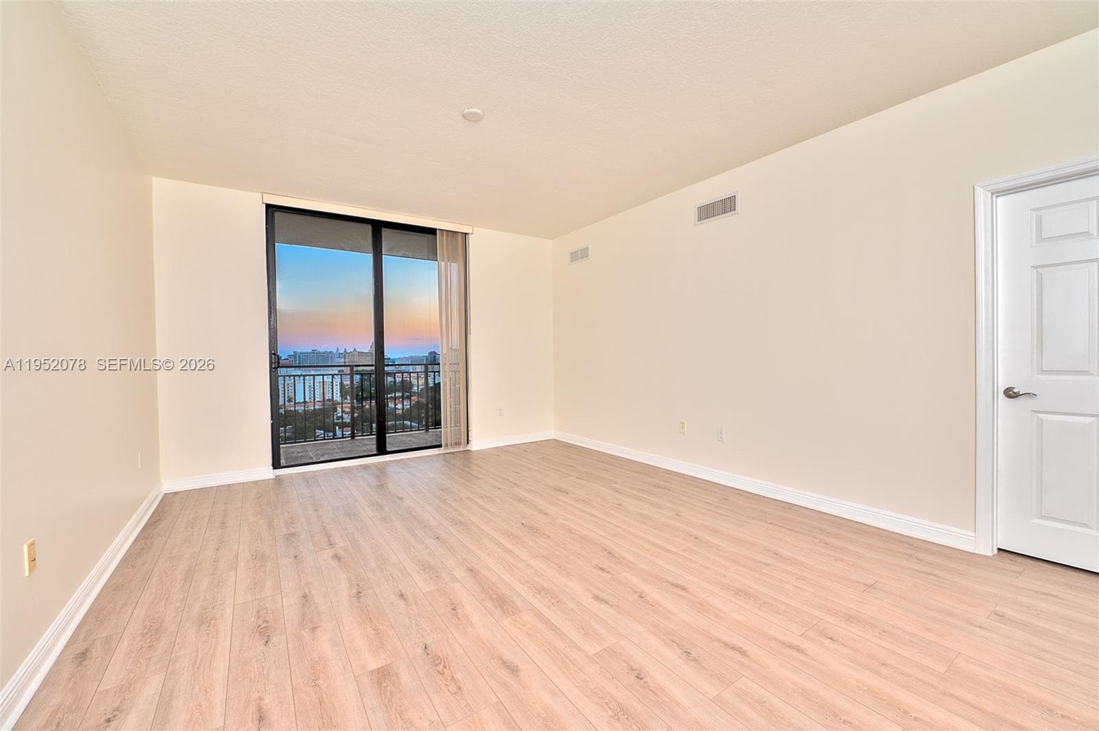 PUERTA DE PALMAS CONDO · #1606 in Coral Gables - Photo 6