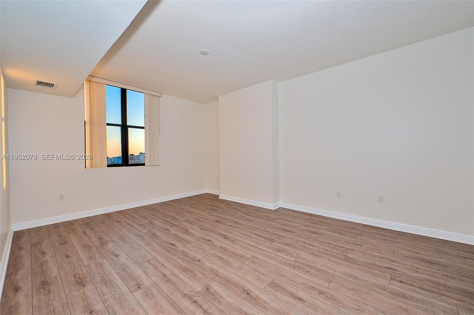PUERTA DE PALMAS CONDO · #1606 in Coral Gables - Photo 9