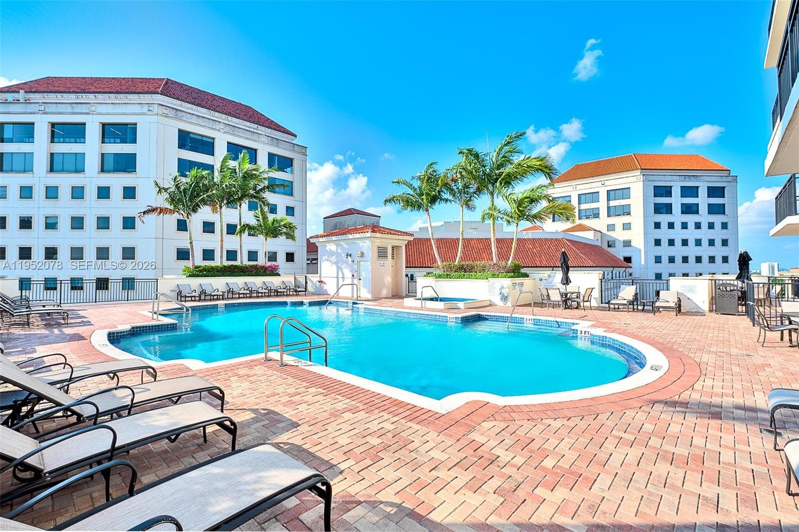 PUERTA DE PALMAS CONDO · #1606 in Coral Gables - Photo 19