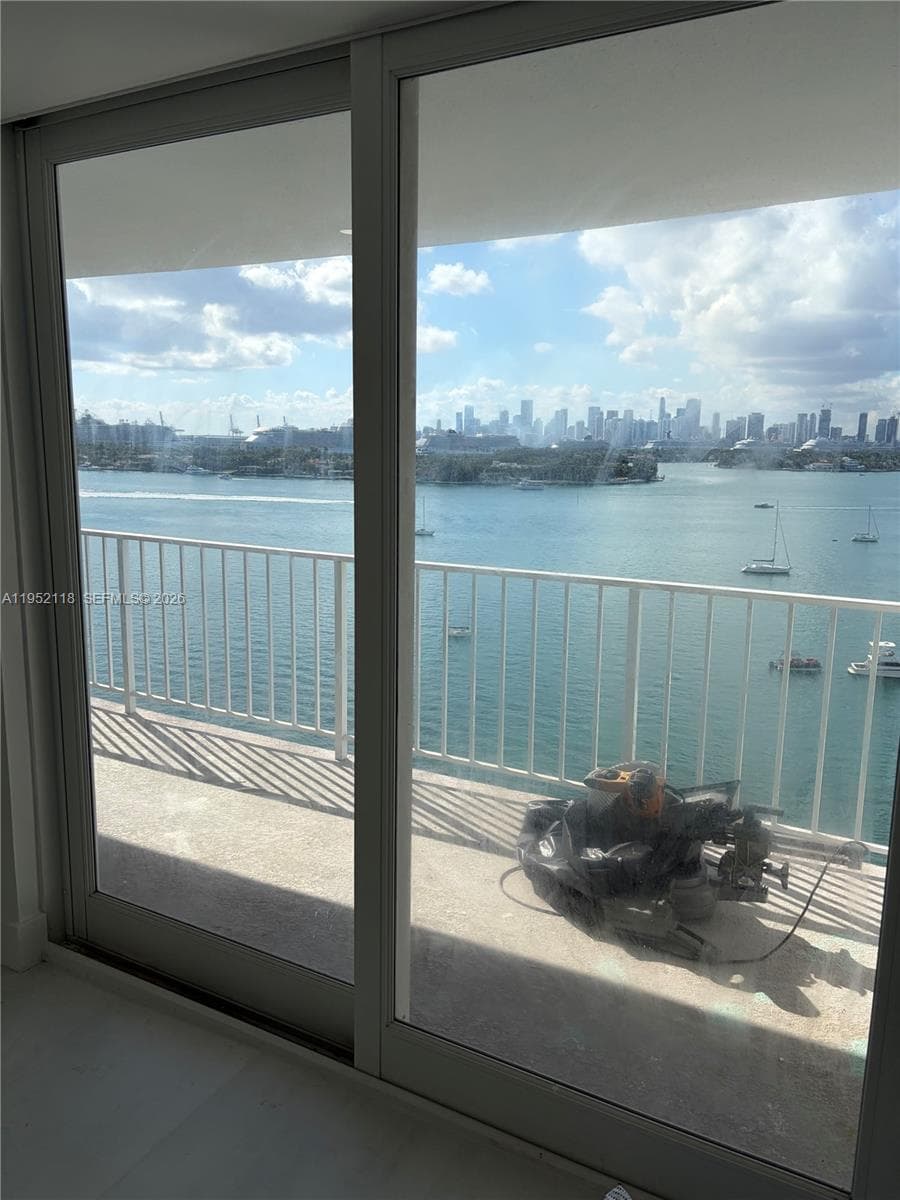 BAYVIEW TERR CONDO · #1102 in Miami Beach - Photo 6