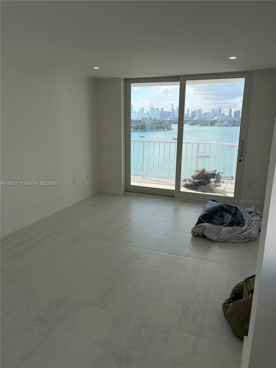 BAYVIEW TERR CONDO · #1102 in Miami Beach - Photo 5