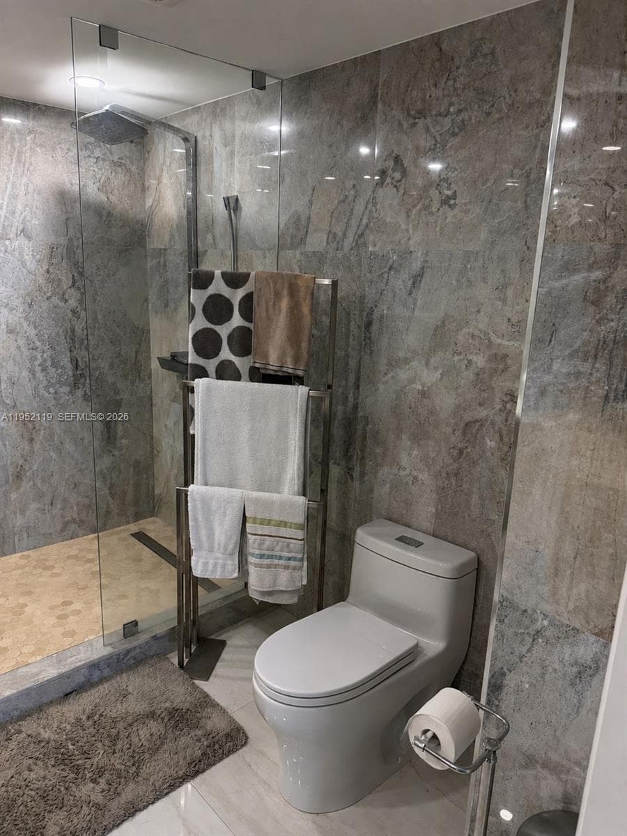 Wiston Tower 600 · #911 in Sunny Isles Beach - Photo 20