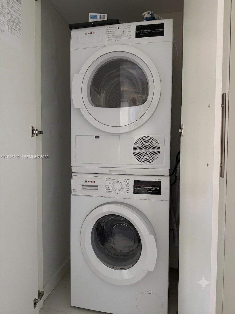 Wiston Tower 600 · #911 in Sunny Isles Beach - Photo 15